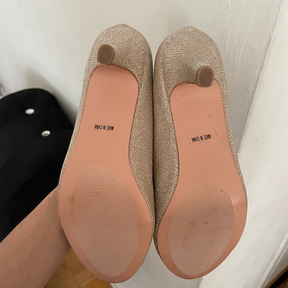 1 inch beige heels (sparkly) - Picture 3 of 3